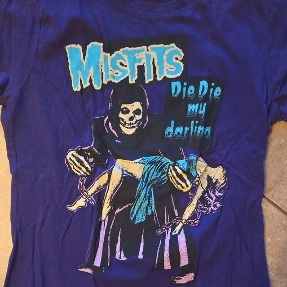 Bay Island Purple Graphic Tee - Picture 2 of 4